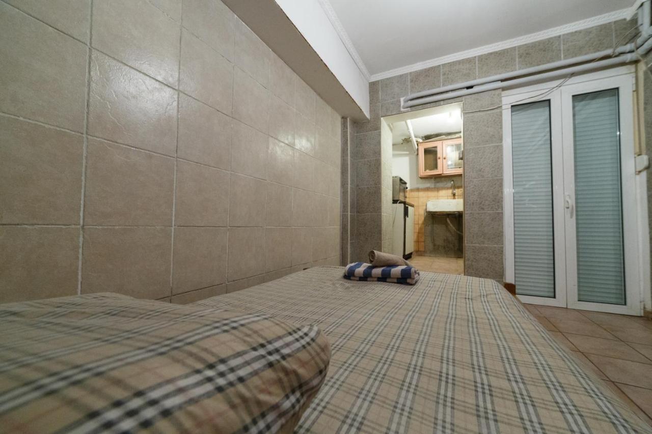 דירות אתונה Private Flat For 2 Or 3 With Back Yard Near Exarhia Square And Archaelogical Museum מראה חיצוני תמונה